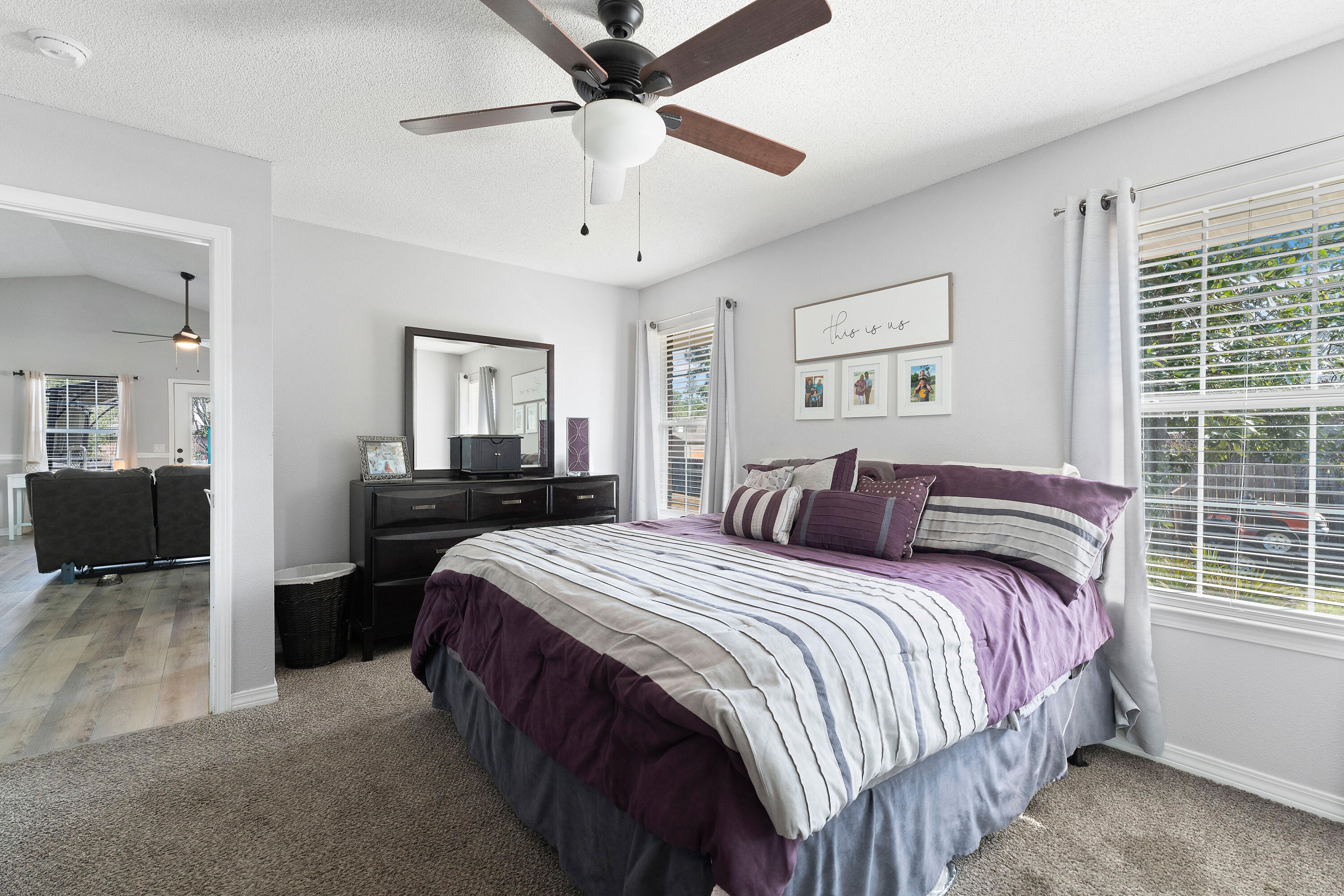 HOLLEY BY THE SEA - Residential