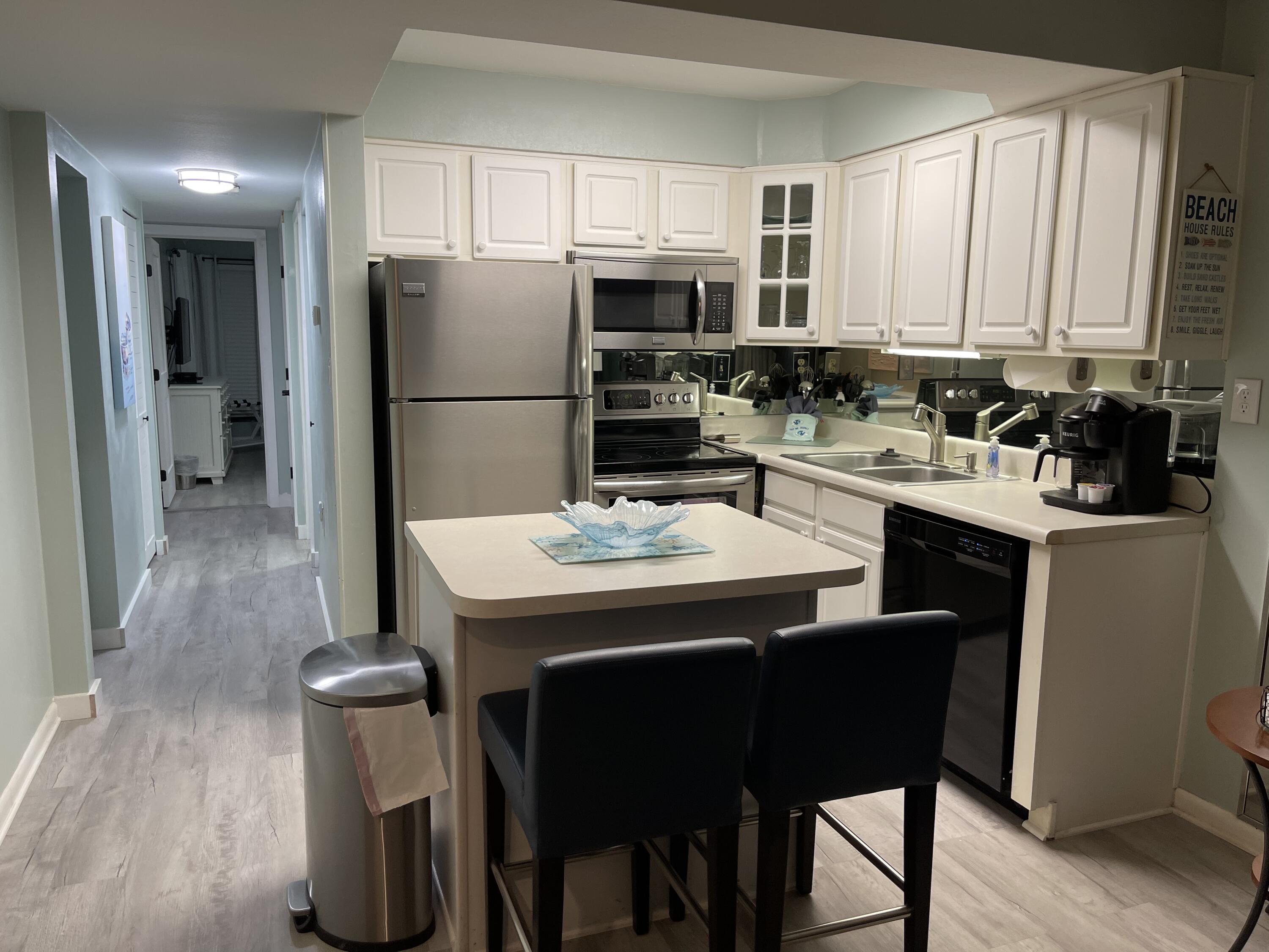 JETTY EAST CONDO - Residential