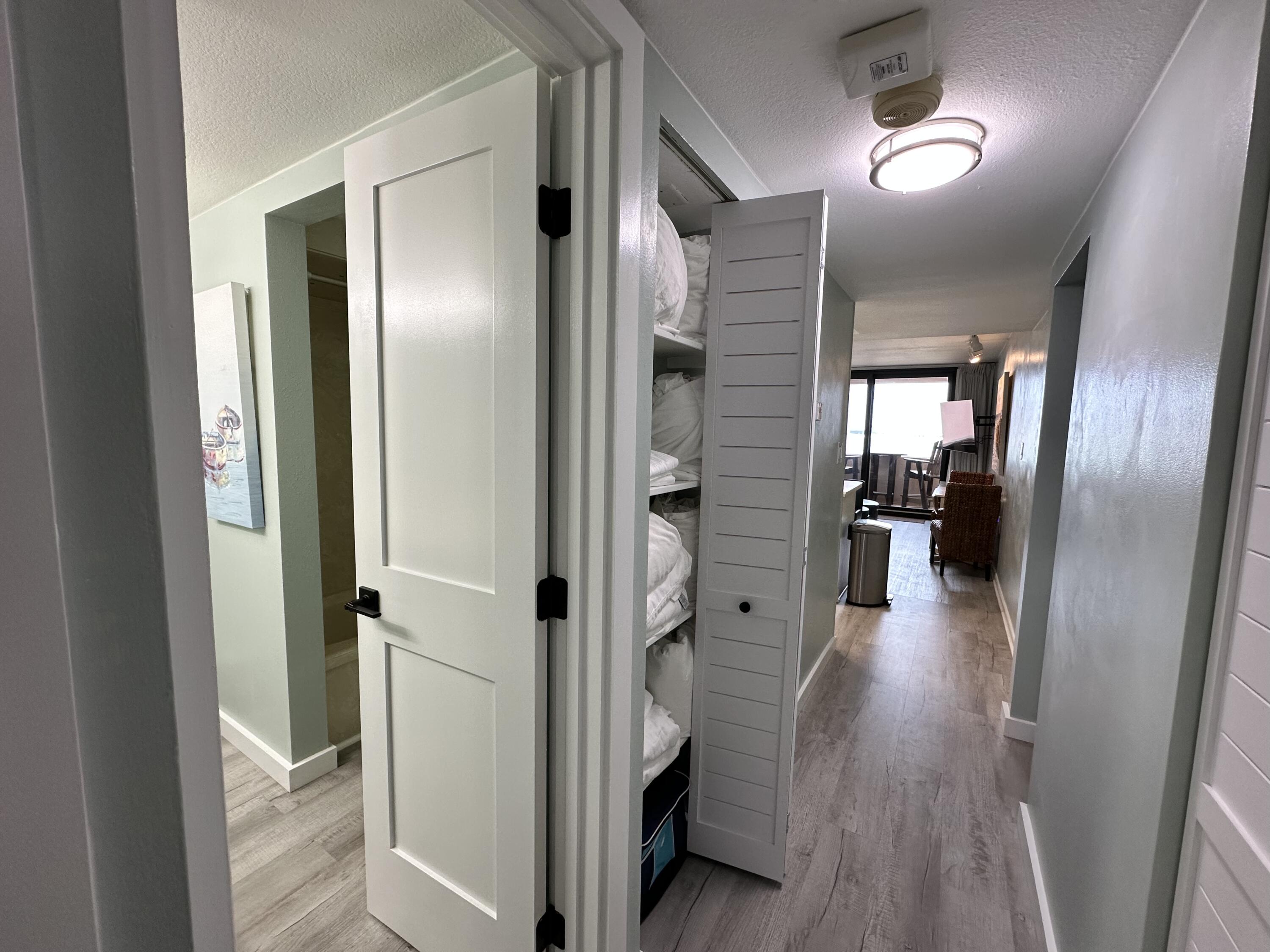 JETTY EAST CONDO - Residential