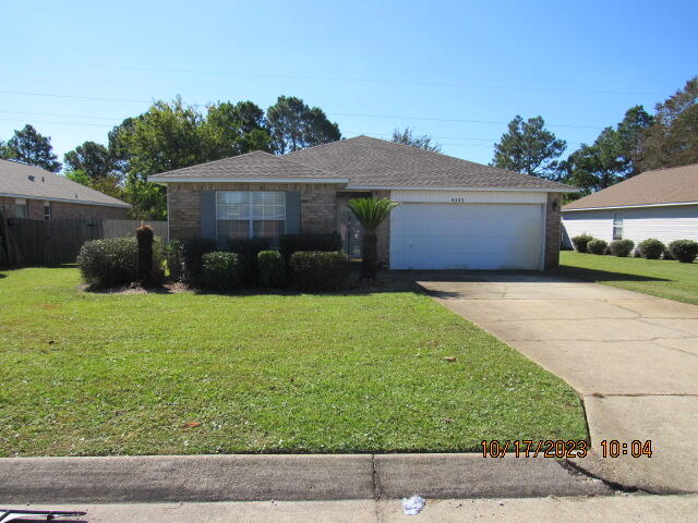Established neighborhood in East Navarre. Convenient to Hurlburt Field and beaches. 3 bedrooms, 2 bathrooms and a 2 car garage. Large open kitchen with plant ledges, center island and built in microwave. Separate dining room and a split bedroom floor plan. Privacy fenced back yard with lawn pump and sprinkler system on well. Small pet accepted with owner approval and payment of a non-refundable pet fee. No smoking/vaping inside home or garage.