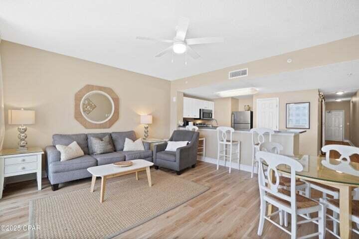 MAJESTIC BEACH TOWERS I - Residential