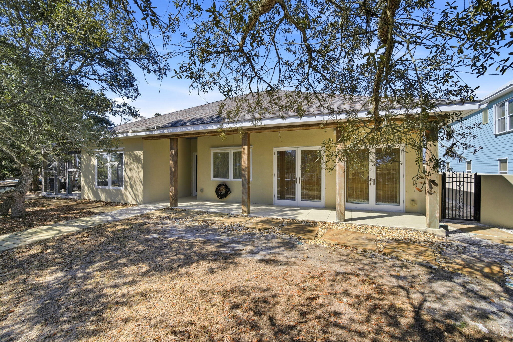 Ono Island - Residential