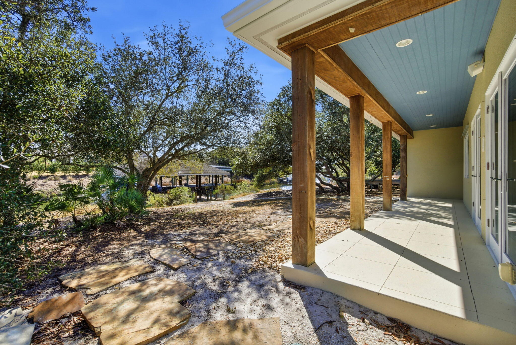 Ono Island - Residential