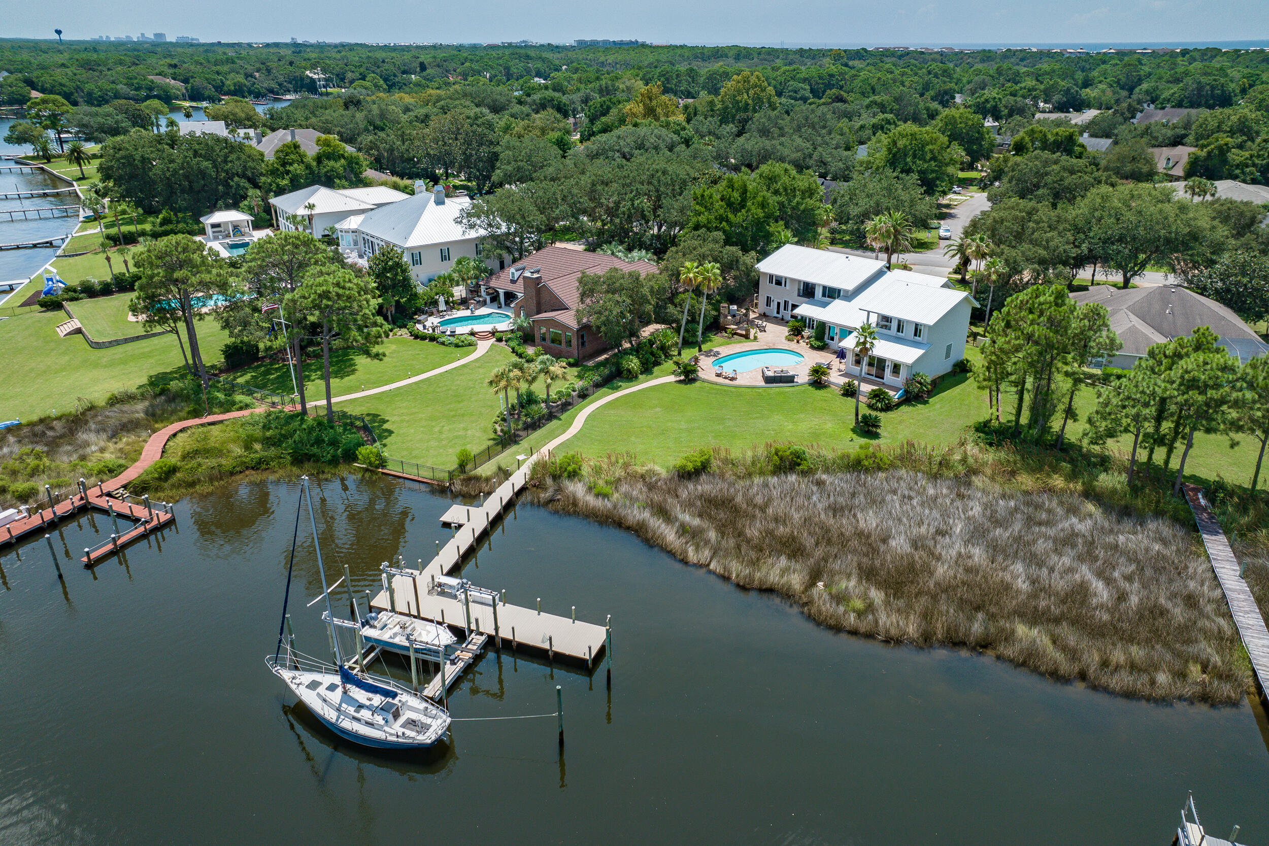 INDIAN BAYOU - Residential