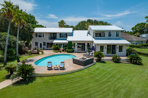 A home in Destin