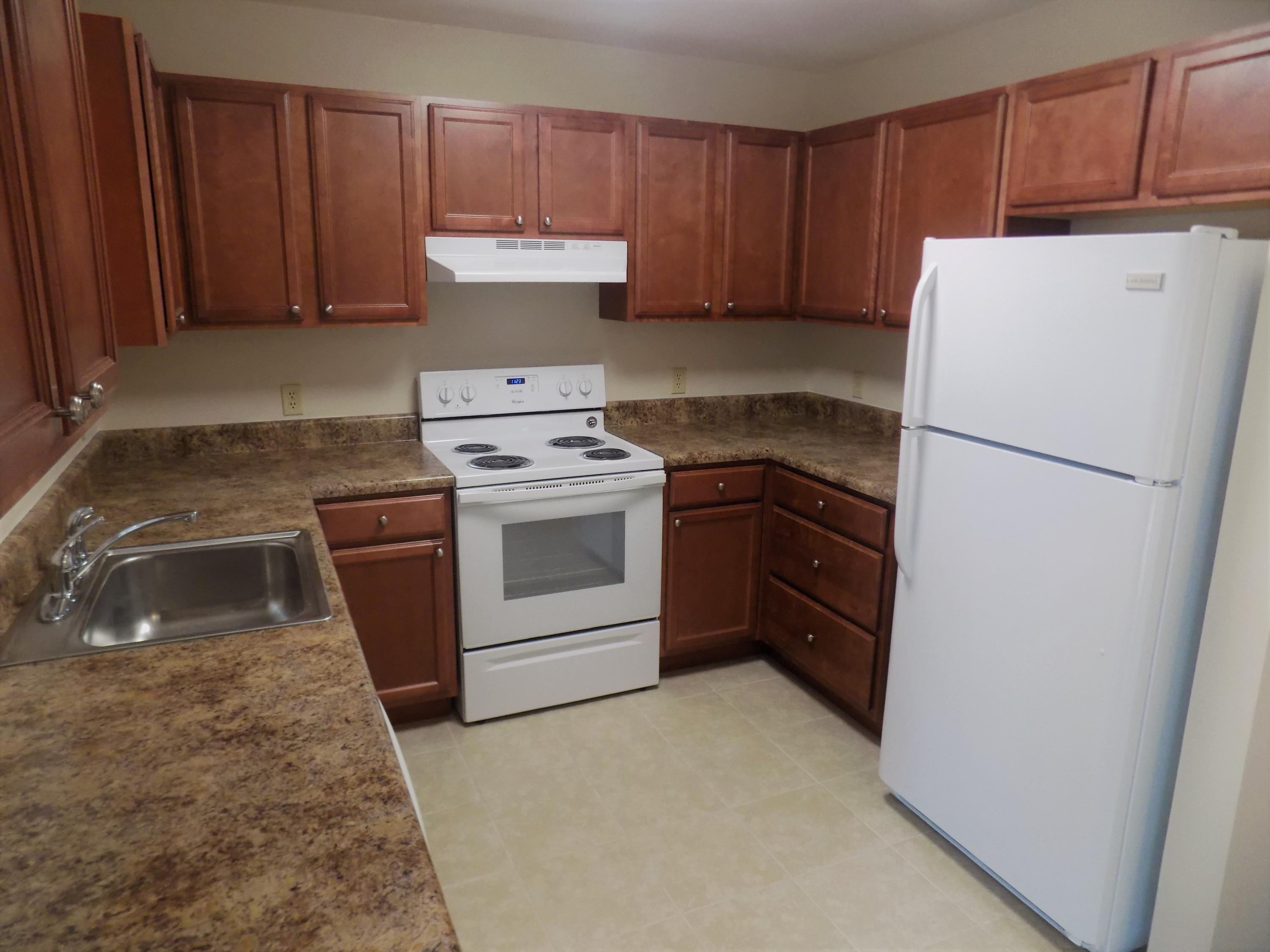 PINE MEADOWS - Residential Lease