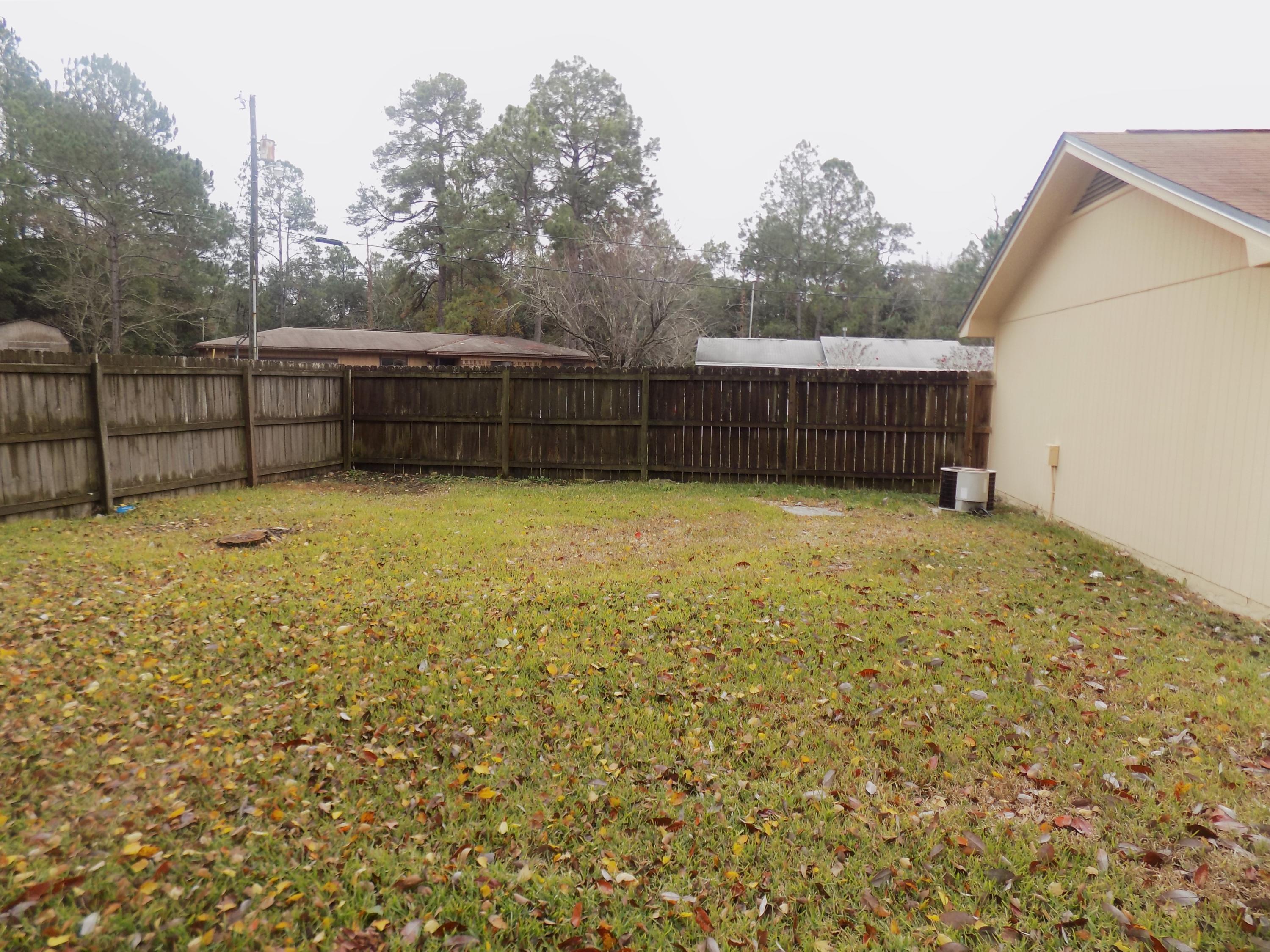 PINE MEADOWS - Residential Lease