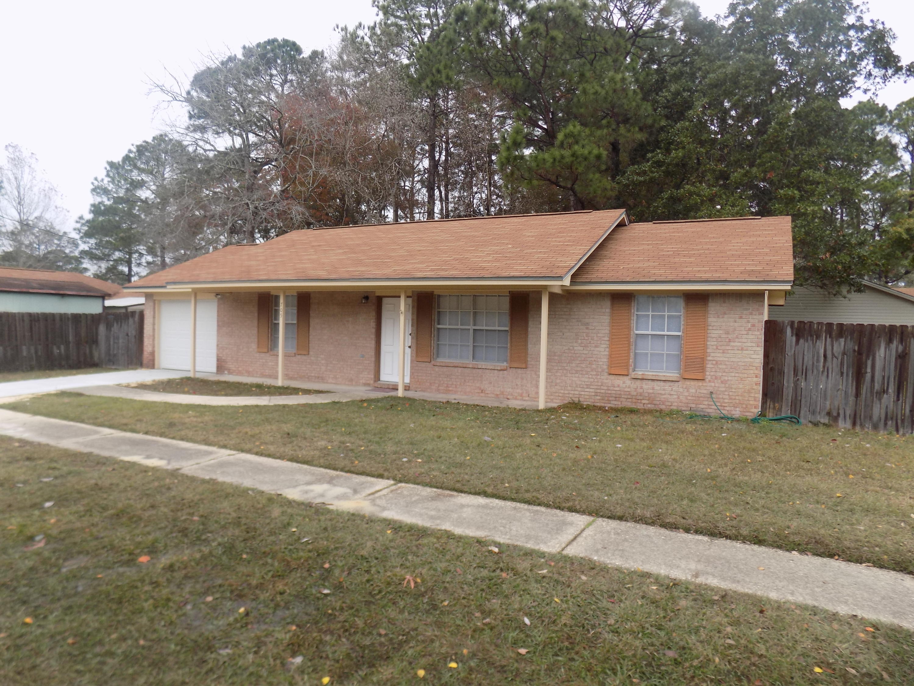 PINE MEADOWS - Residential Lease