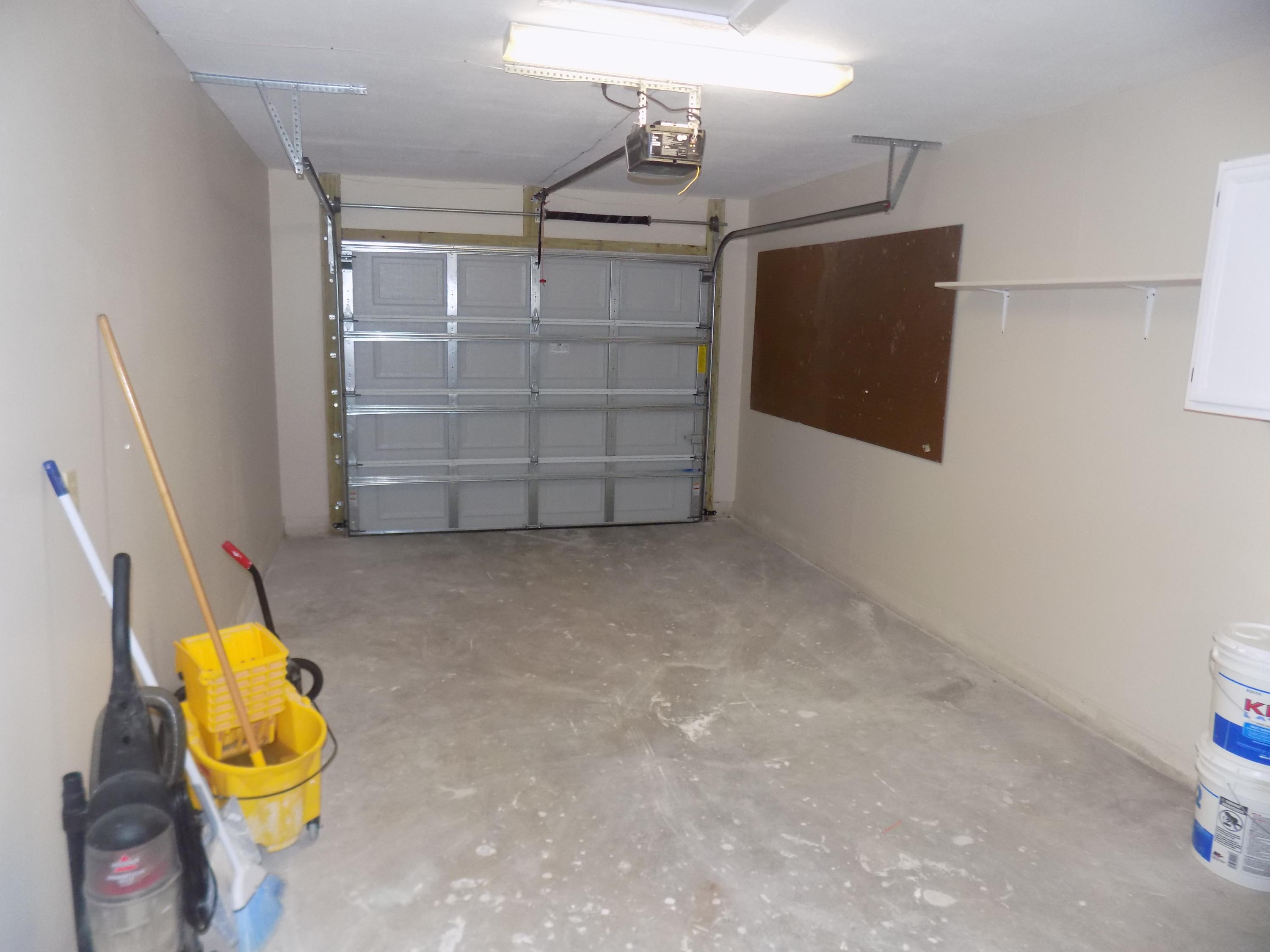 PINE MEADOWS - Residential Lease