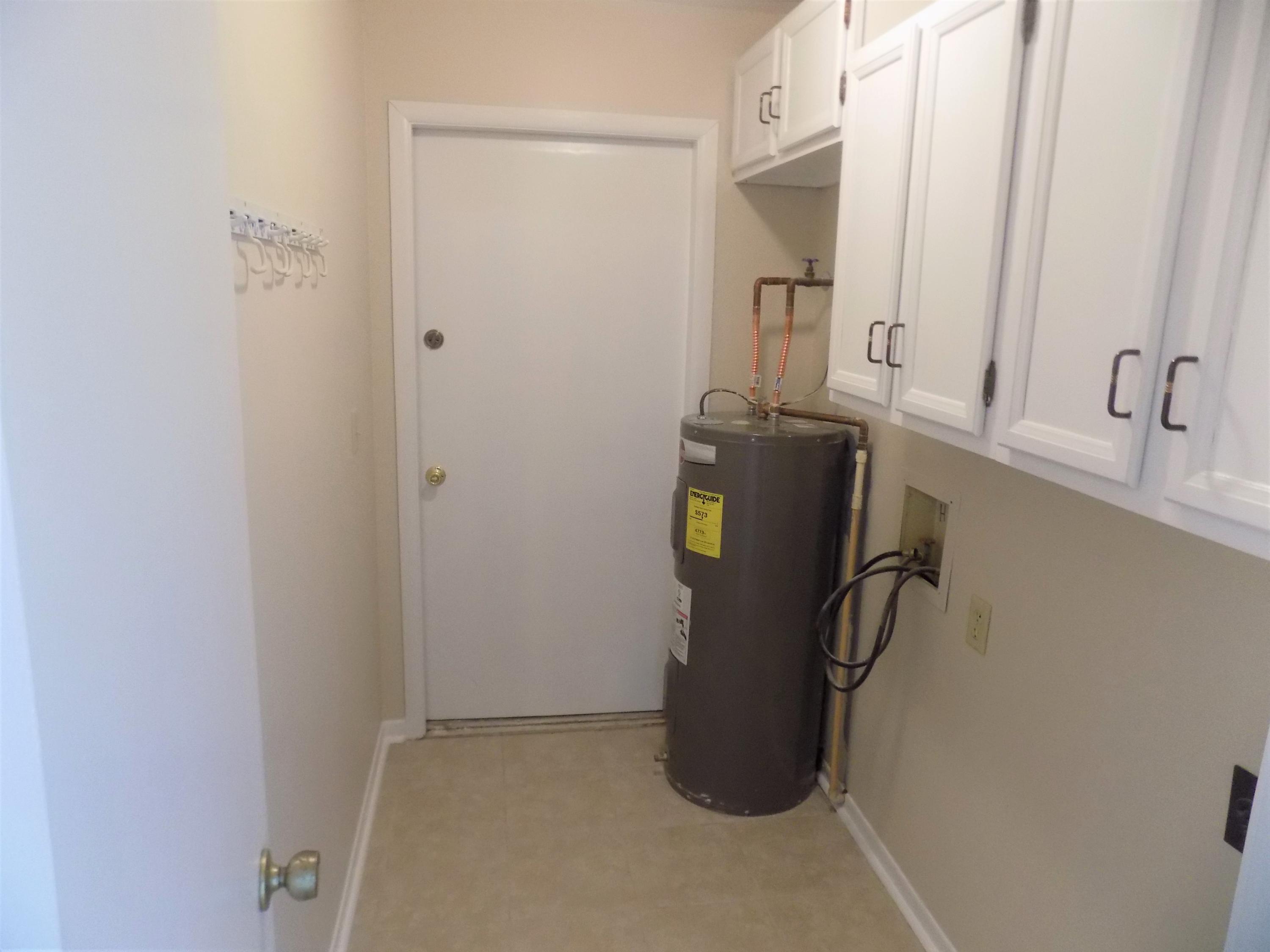 PINE MEADOWS - Residential Lease