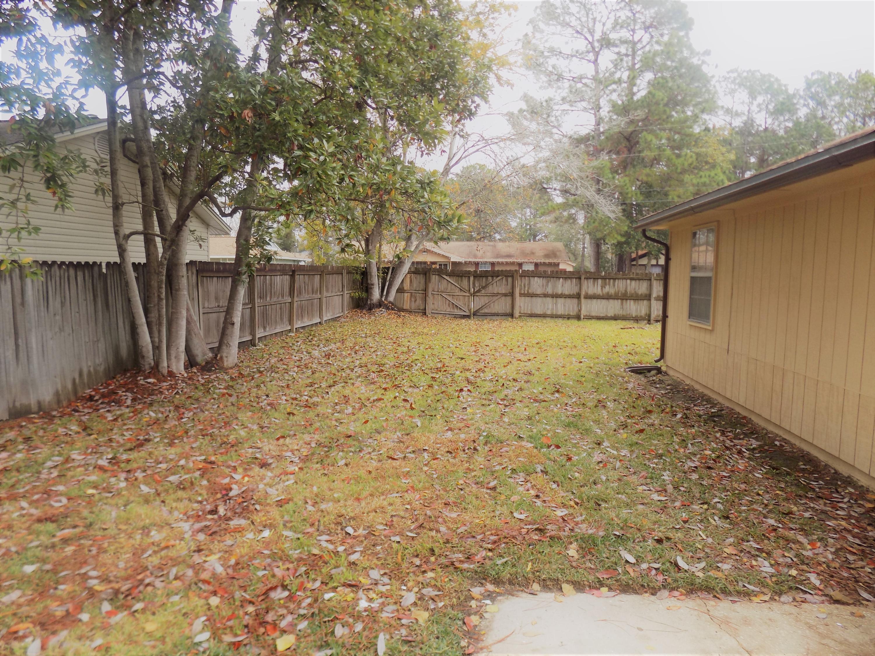 PINE MEADOWS - Residential Lease