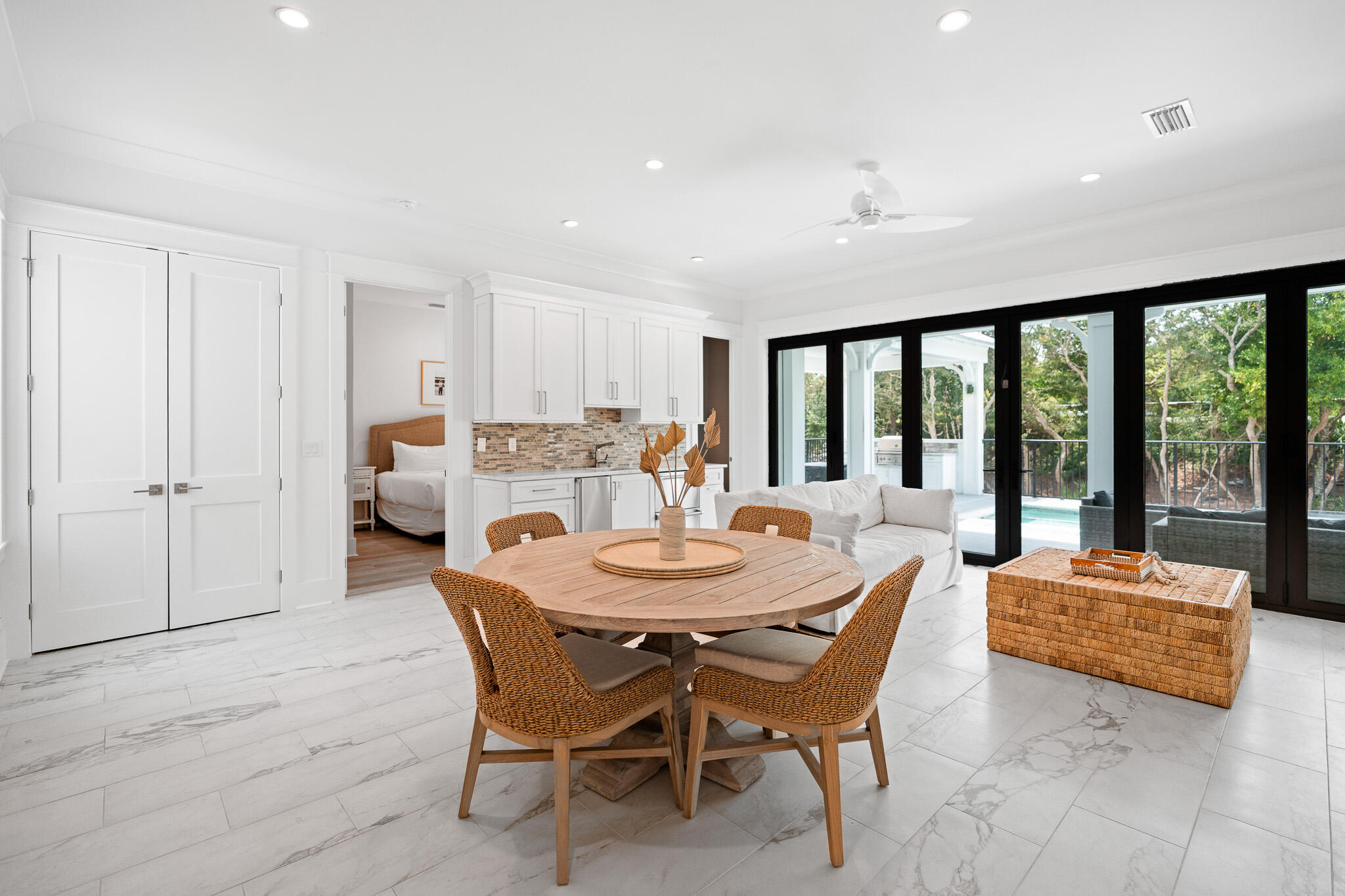 BEACH HIGHLAND 1ST ADD - Residential