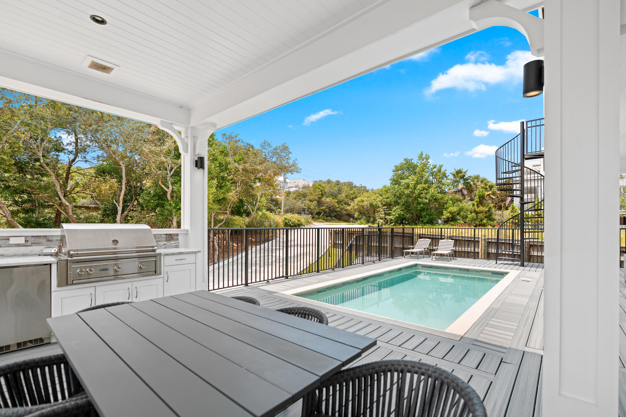 BEACH HIGHLAND 1ST ADD - Residential