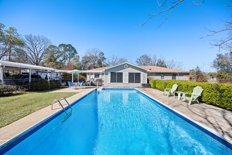 5855 Houston Lane Crestview FL 32539