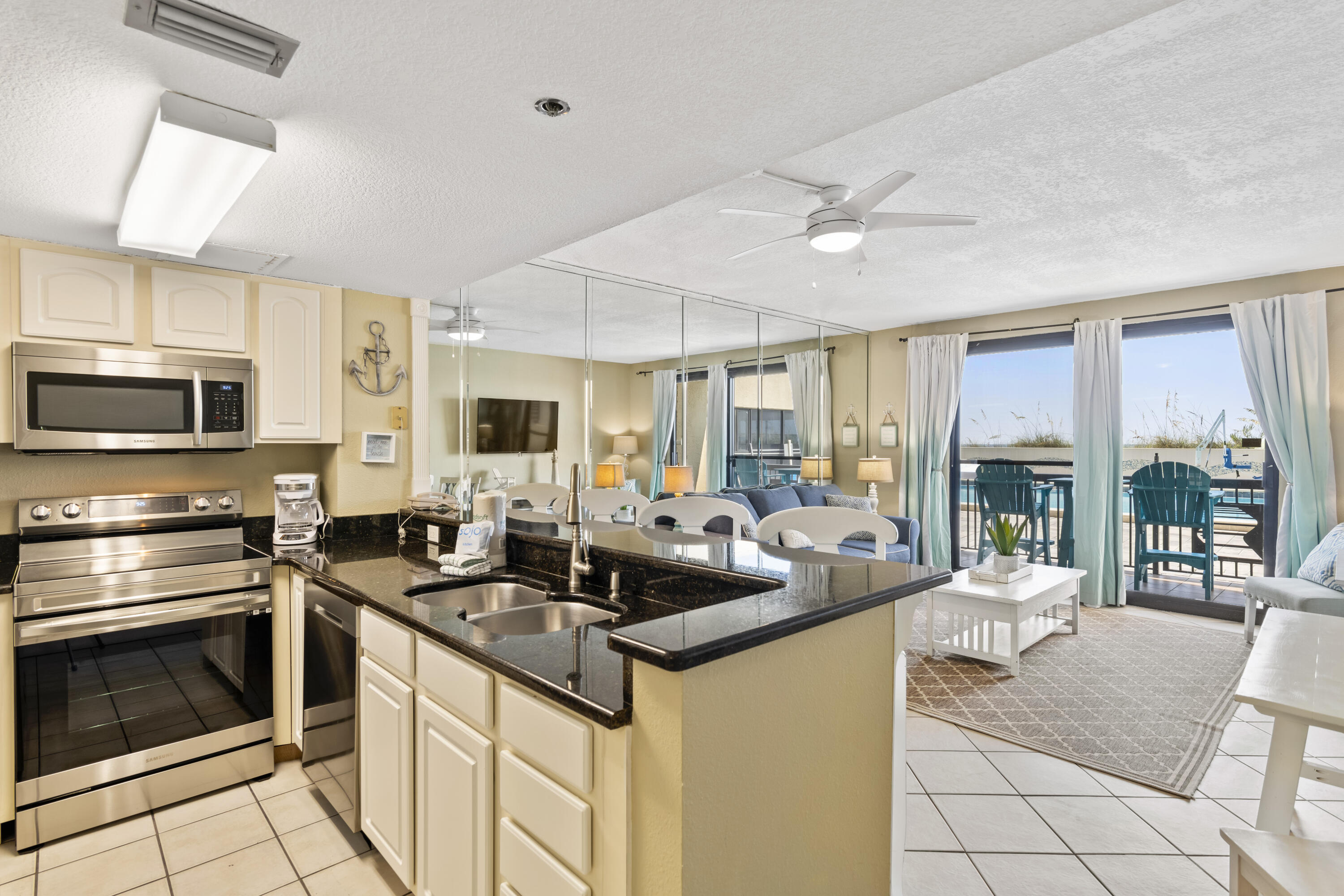 SUNDESTIN INTERNATIONAL CONDO - Residential