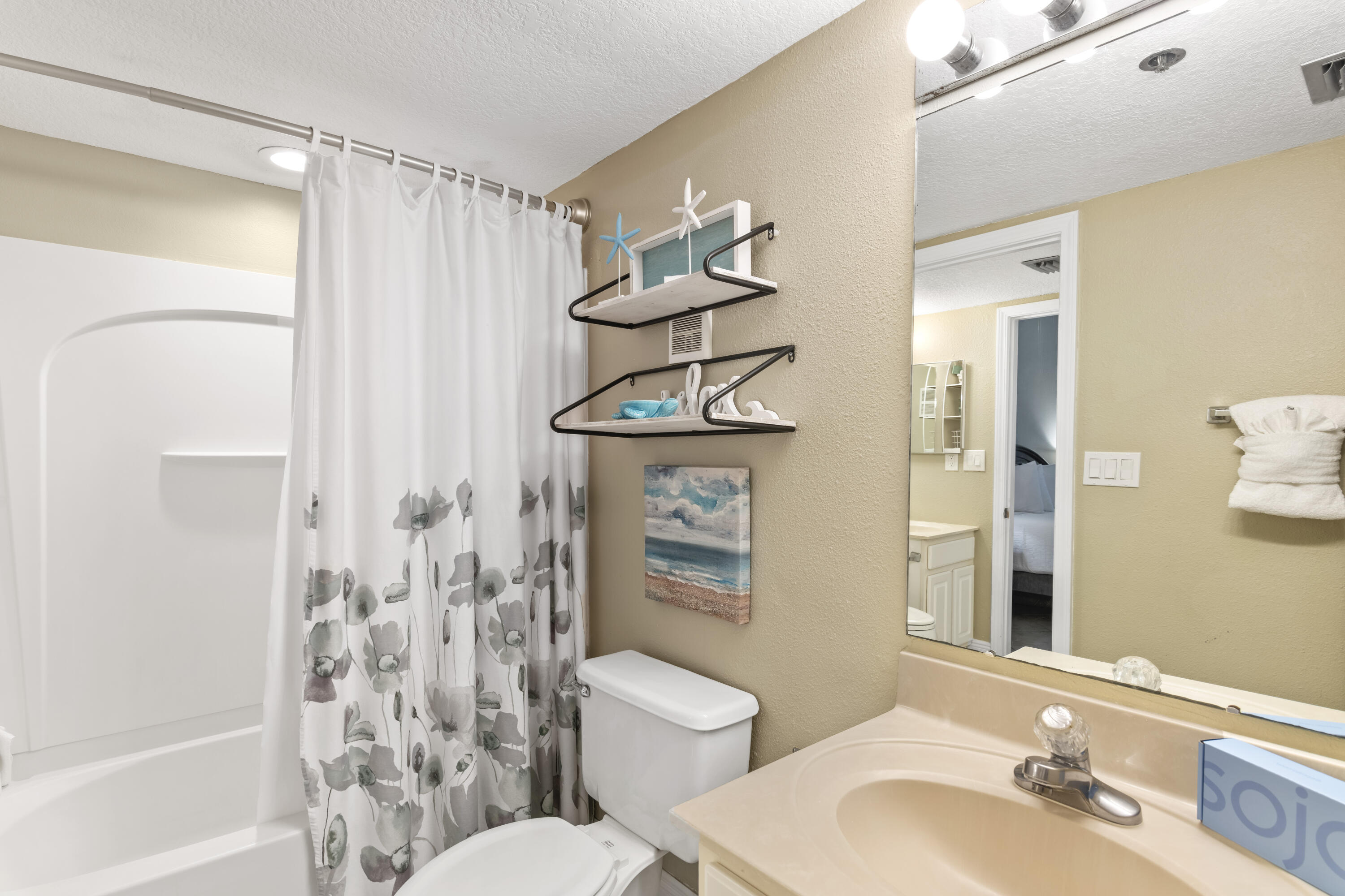 SUNDESTIN INTERNATIONAL CONDO - Residential