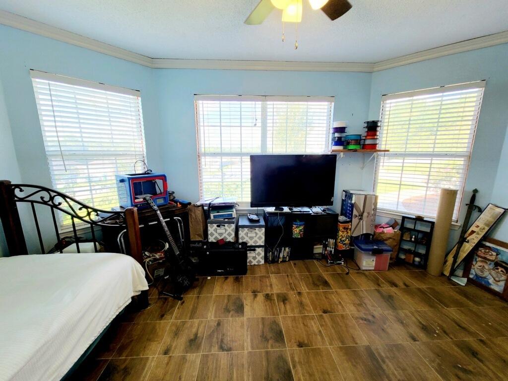 WESTVIEW ESTATES PH 1 - Residential