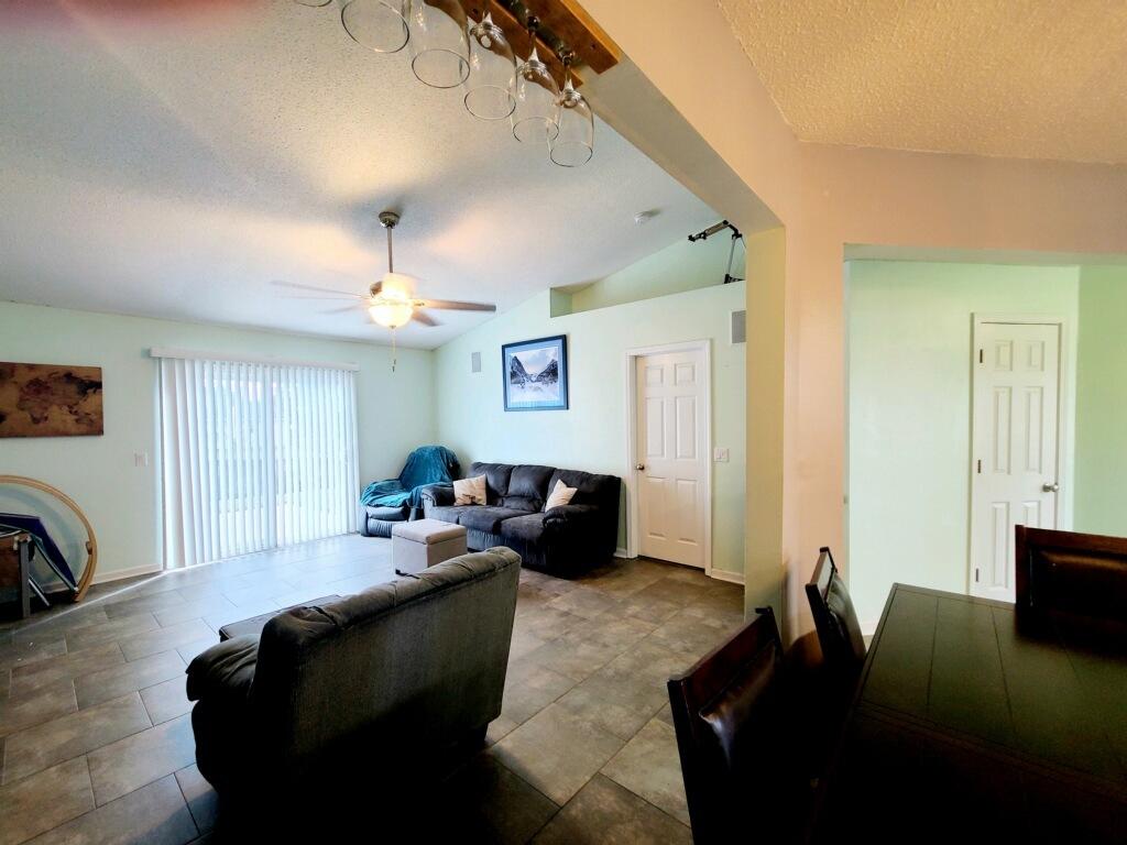 WESTVIEW ESTATES PH 1 - Residential