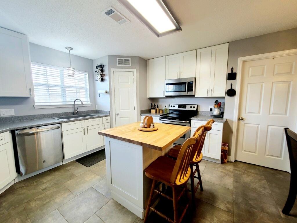 WESTVIEW ESTATES PH 1 - Residential