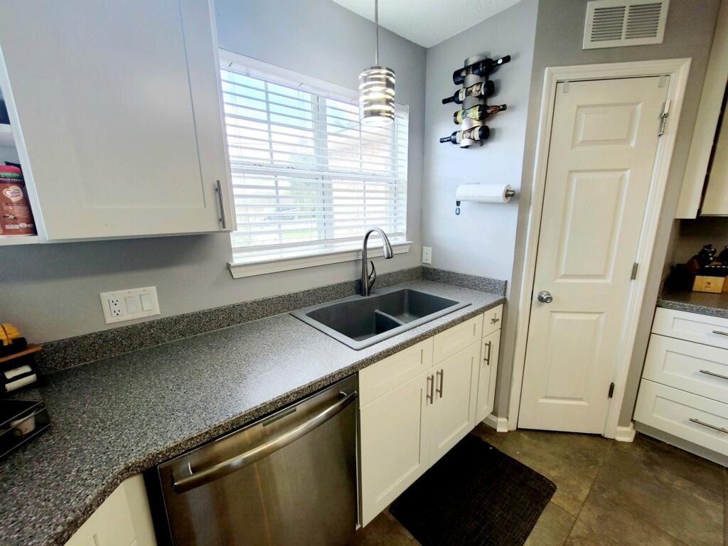 WESTVIEW ESTATES PH 1 - Residential