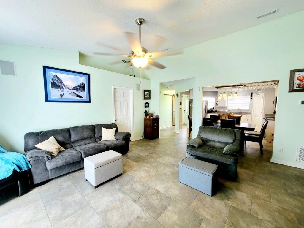 WESTVIEW ESTATES PH 1 - Residential