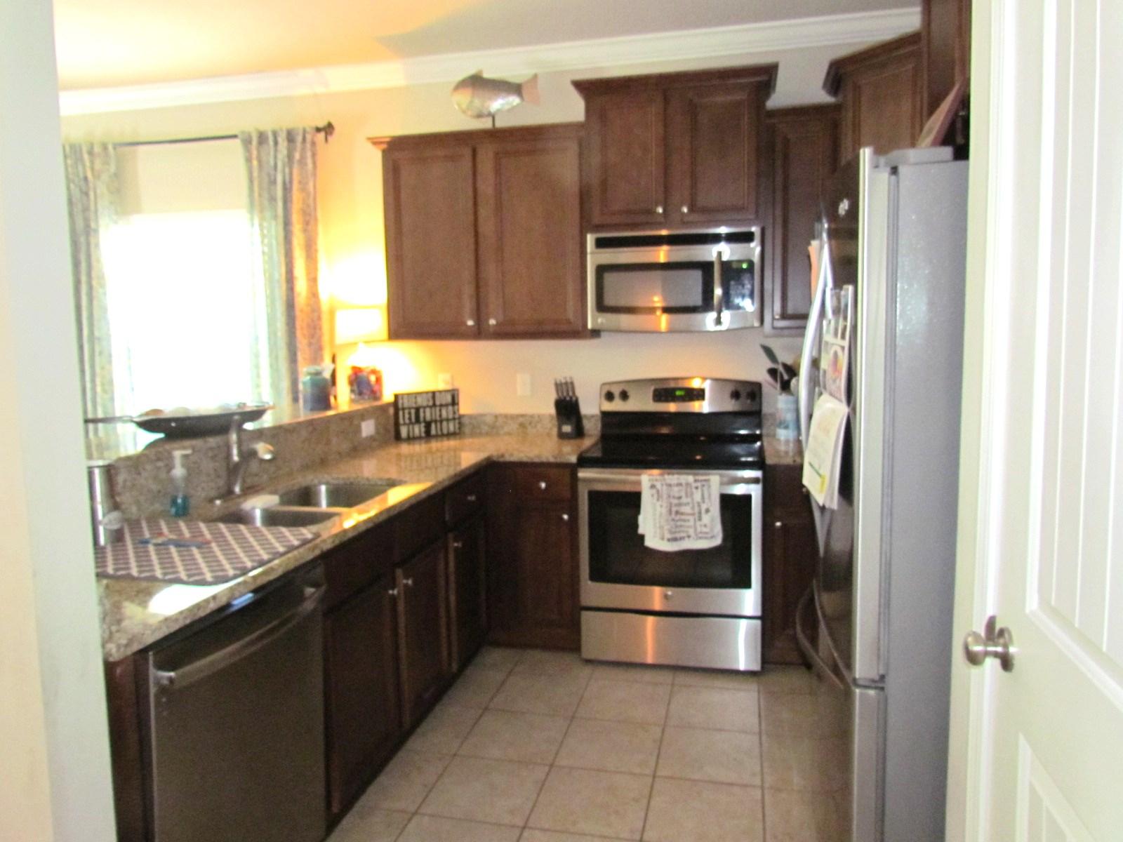 WATER OAKS Townhomes - Residential Lease