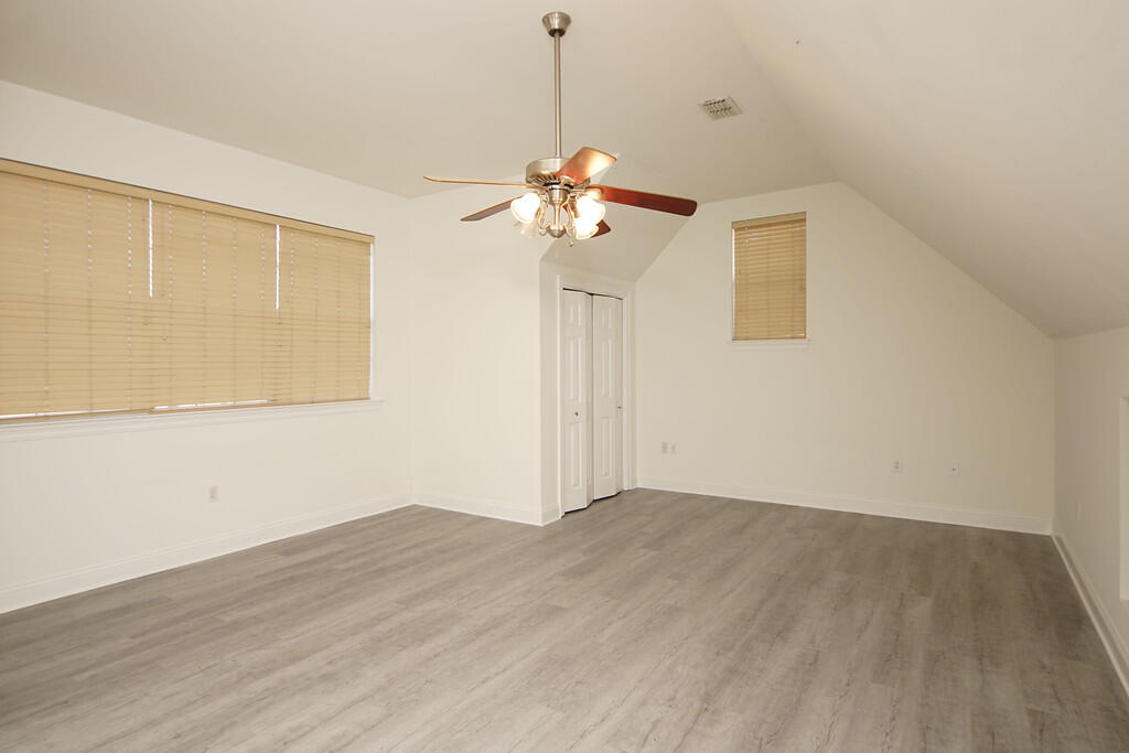 OLDE FLORIDA LAKES - Residential