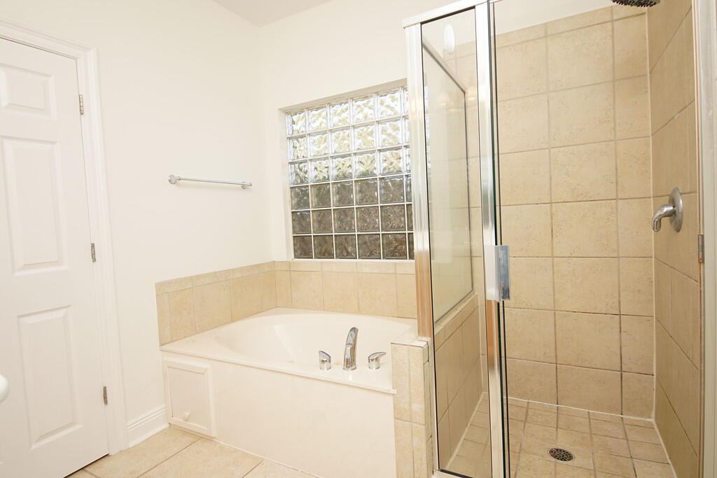 OLDE FLORIDA LAKES - Residential