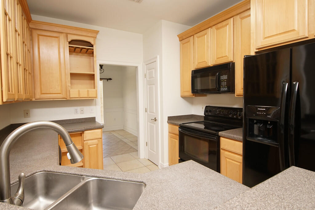 OLDE FLORIDA LAKES - Residential