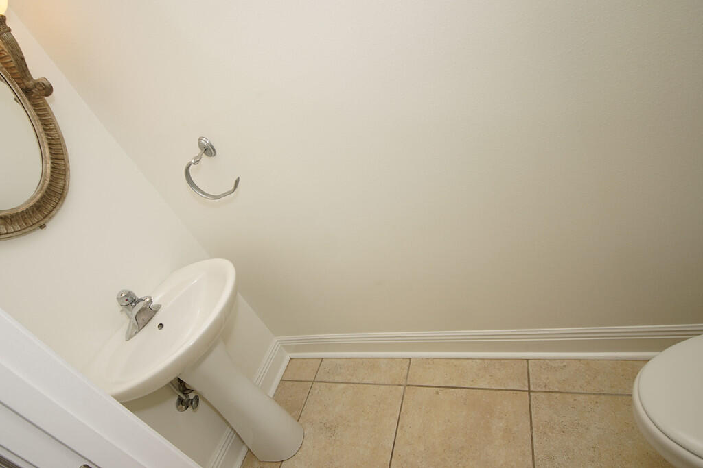 OLDE FLORIDA LAKES - Residential