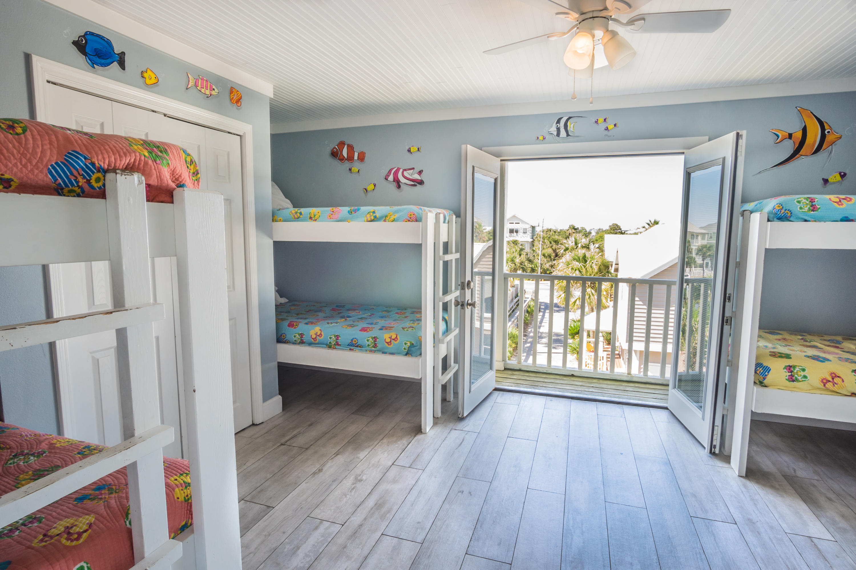 CRYSTAL PIER COURTYARD T/H - Residential