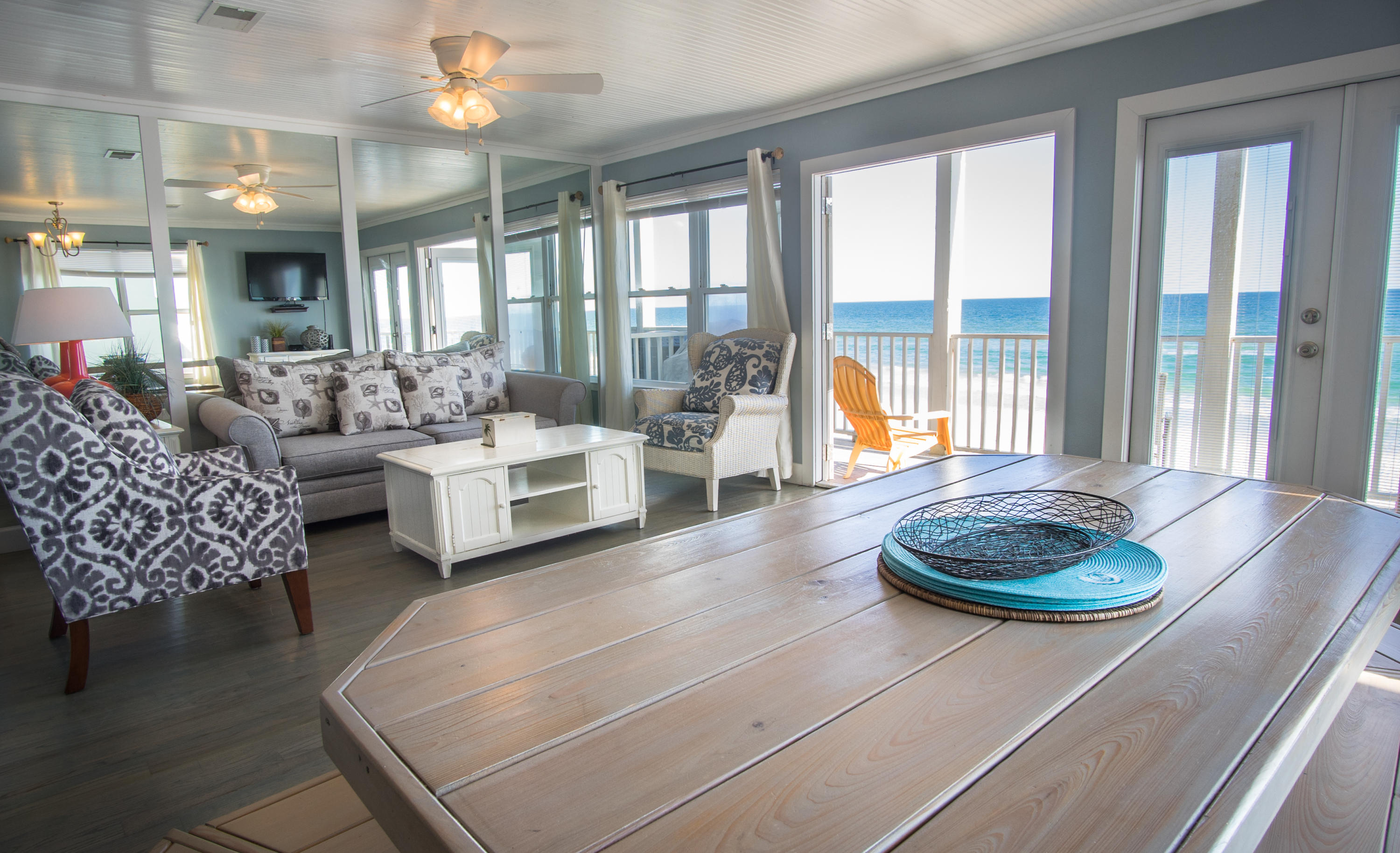 CRYSTAL PIER COURTYARD T/H - Residential