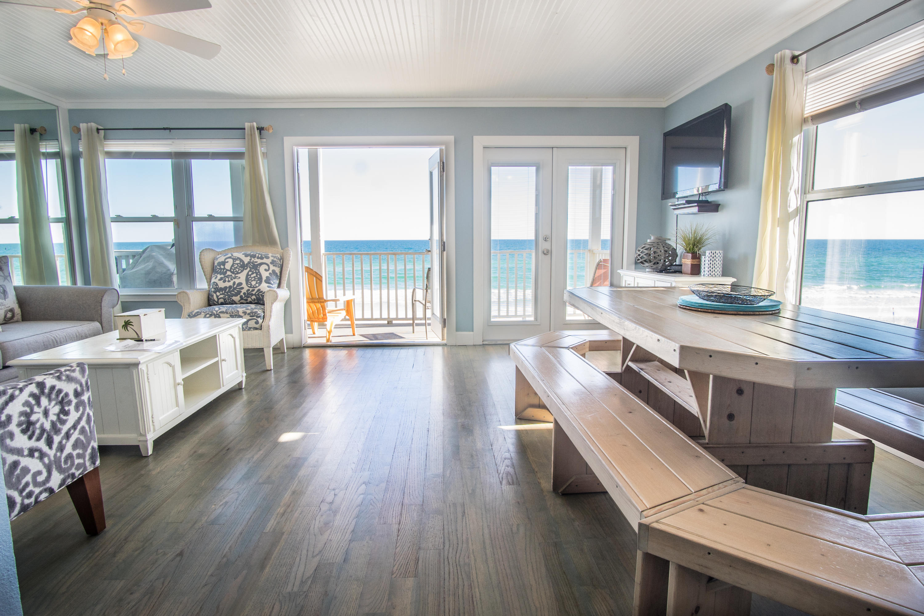 CRYSTAL PIER COURTYARD T/H - Residential