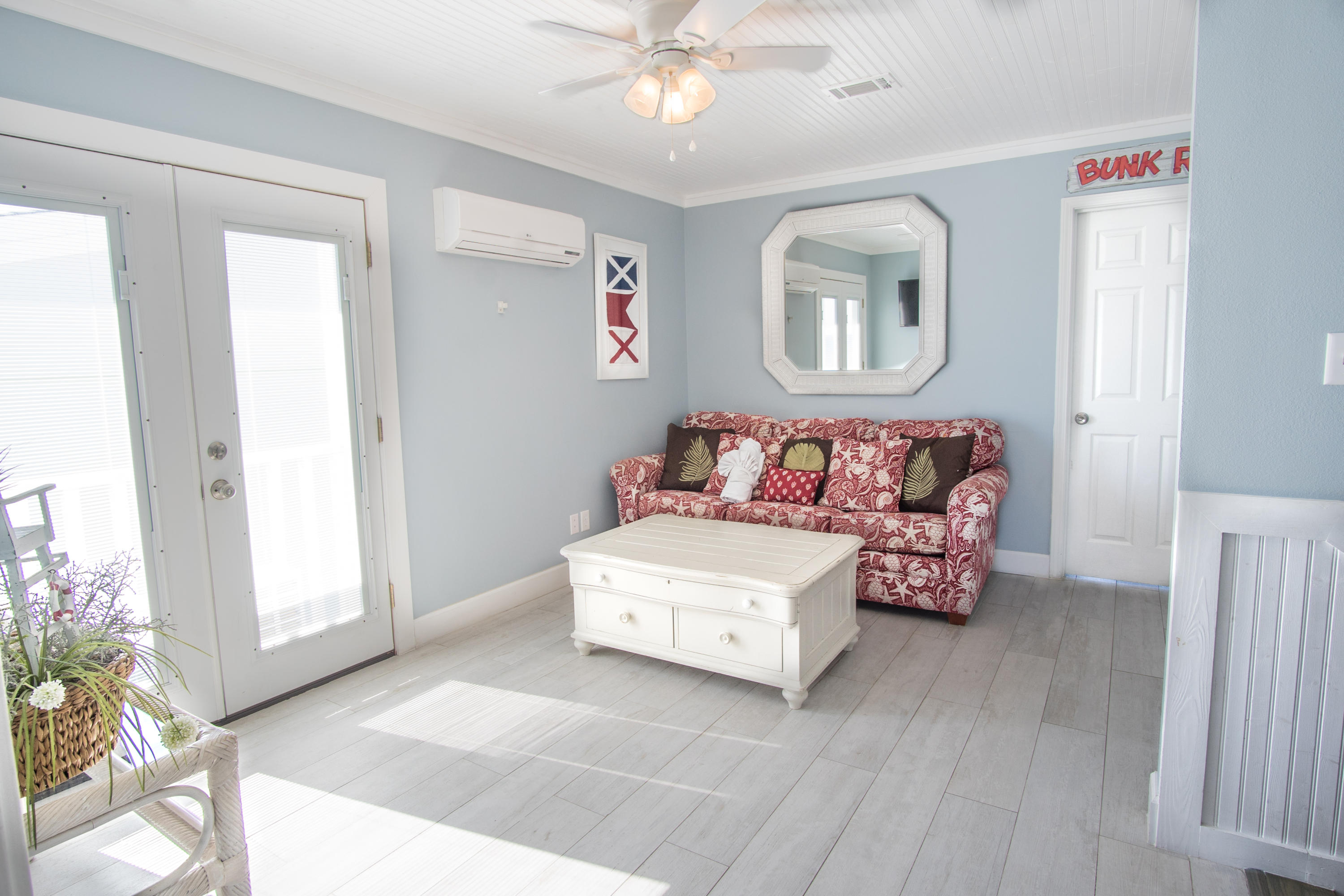 CRYSTAL PIER COURTYARD T/H - Residential