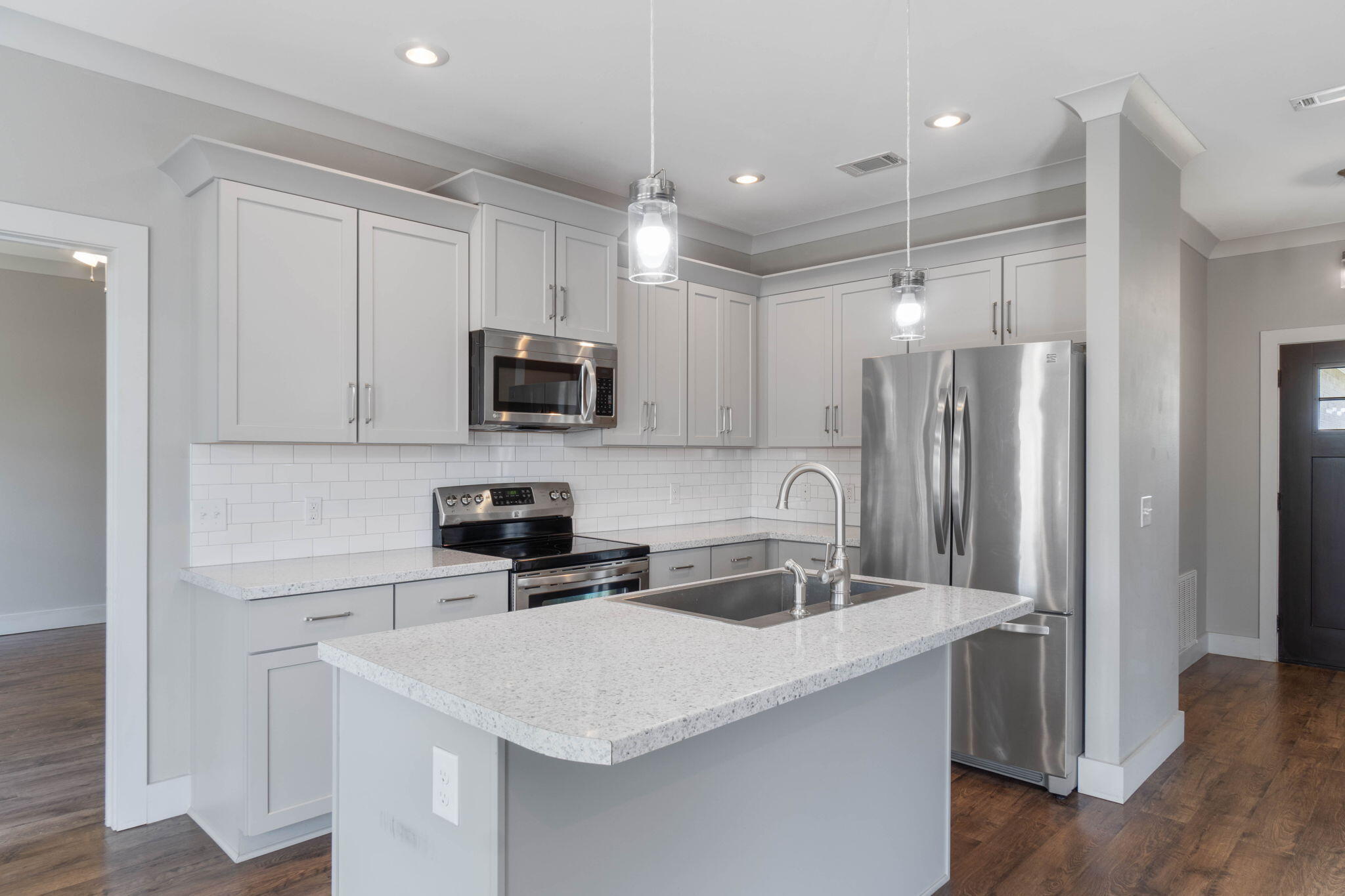 THE PINES - Residential