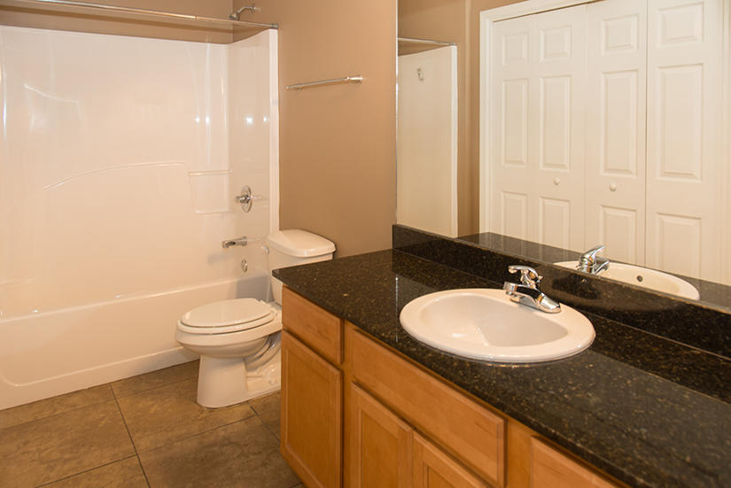 MERIDIAN SQUARE T/H - Residential