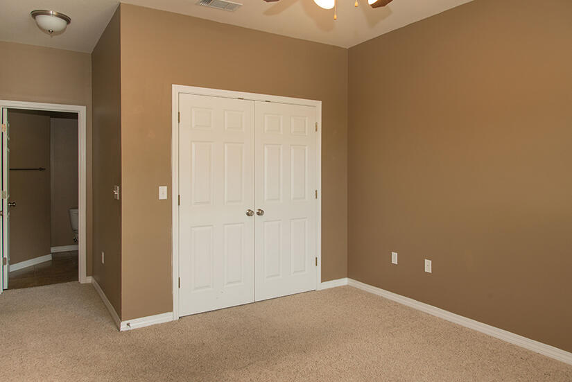 MERIDIAN SQUARE T/H - Residential