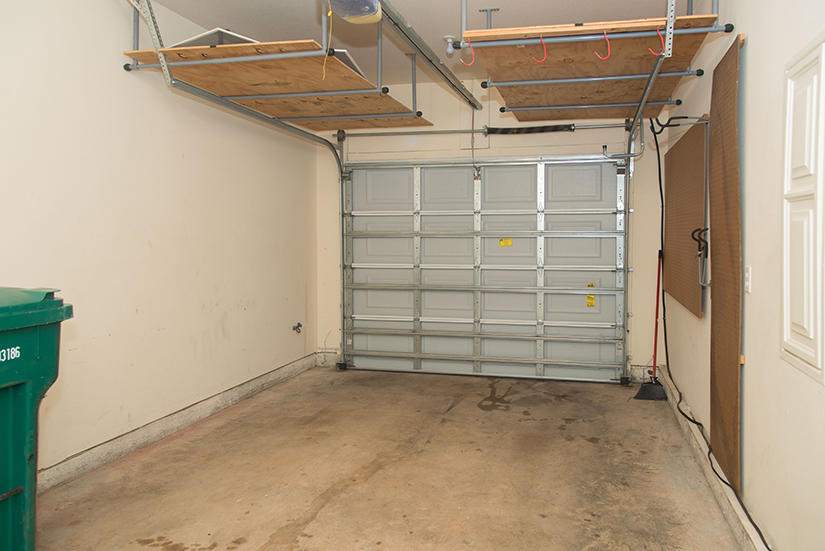 MERIDIAN SQUARE T/H - Residential