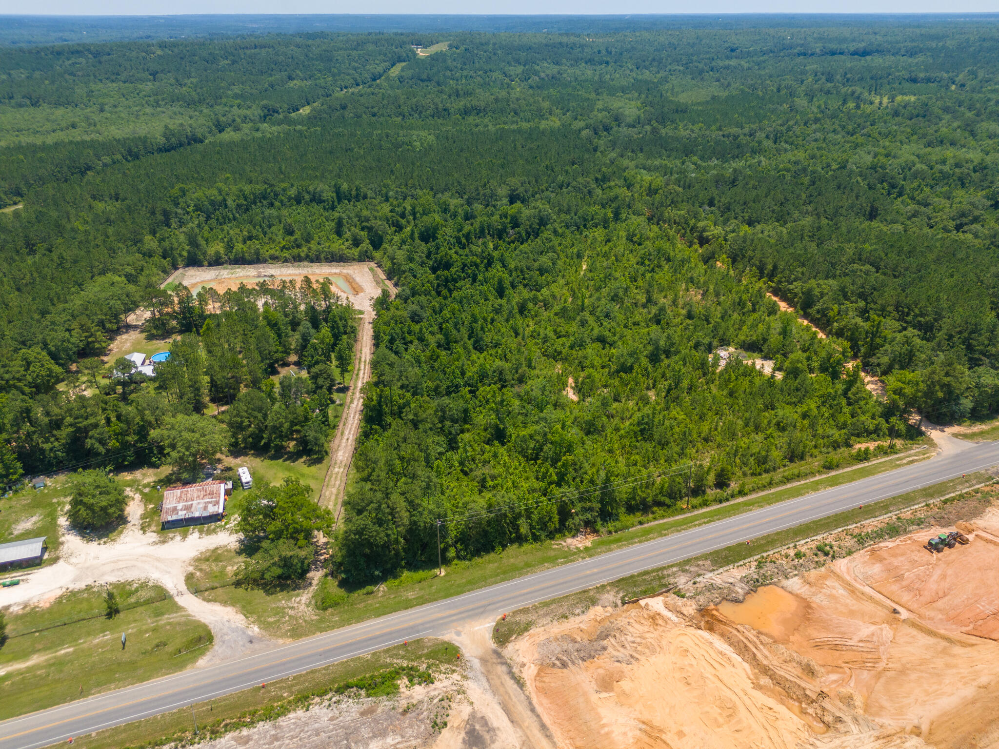 NO RECORDED SUBDIVISION - Land