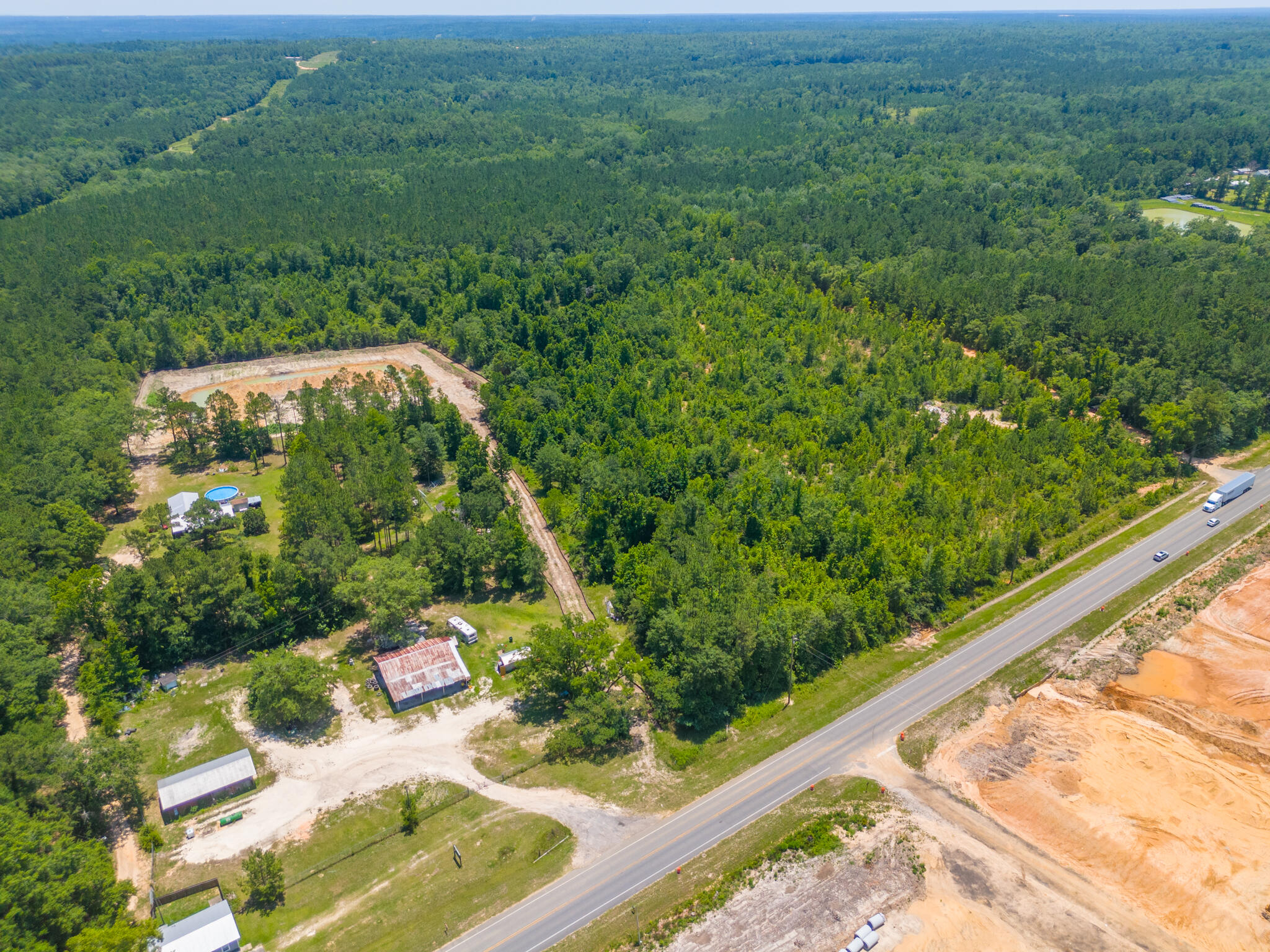 NO RECORDED SUBDIVISION - Land