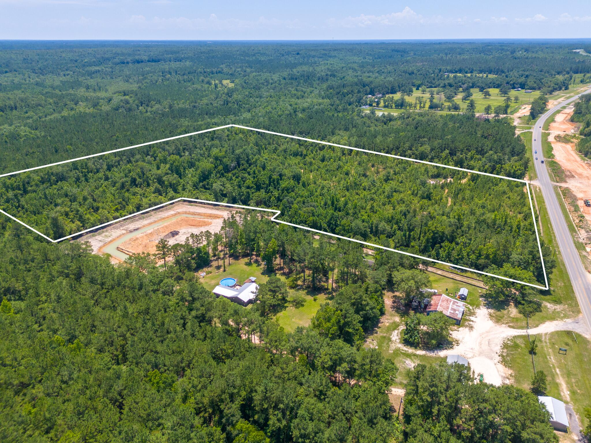 NO RECORDED SUBDIVISION - Land