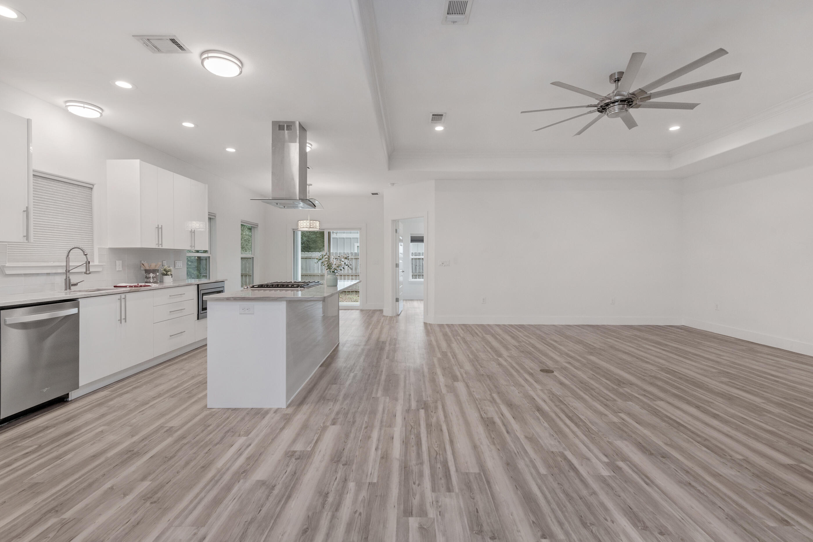 Commanche S/D Lot 5 - Residential