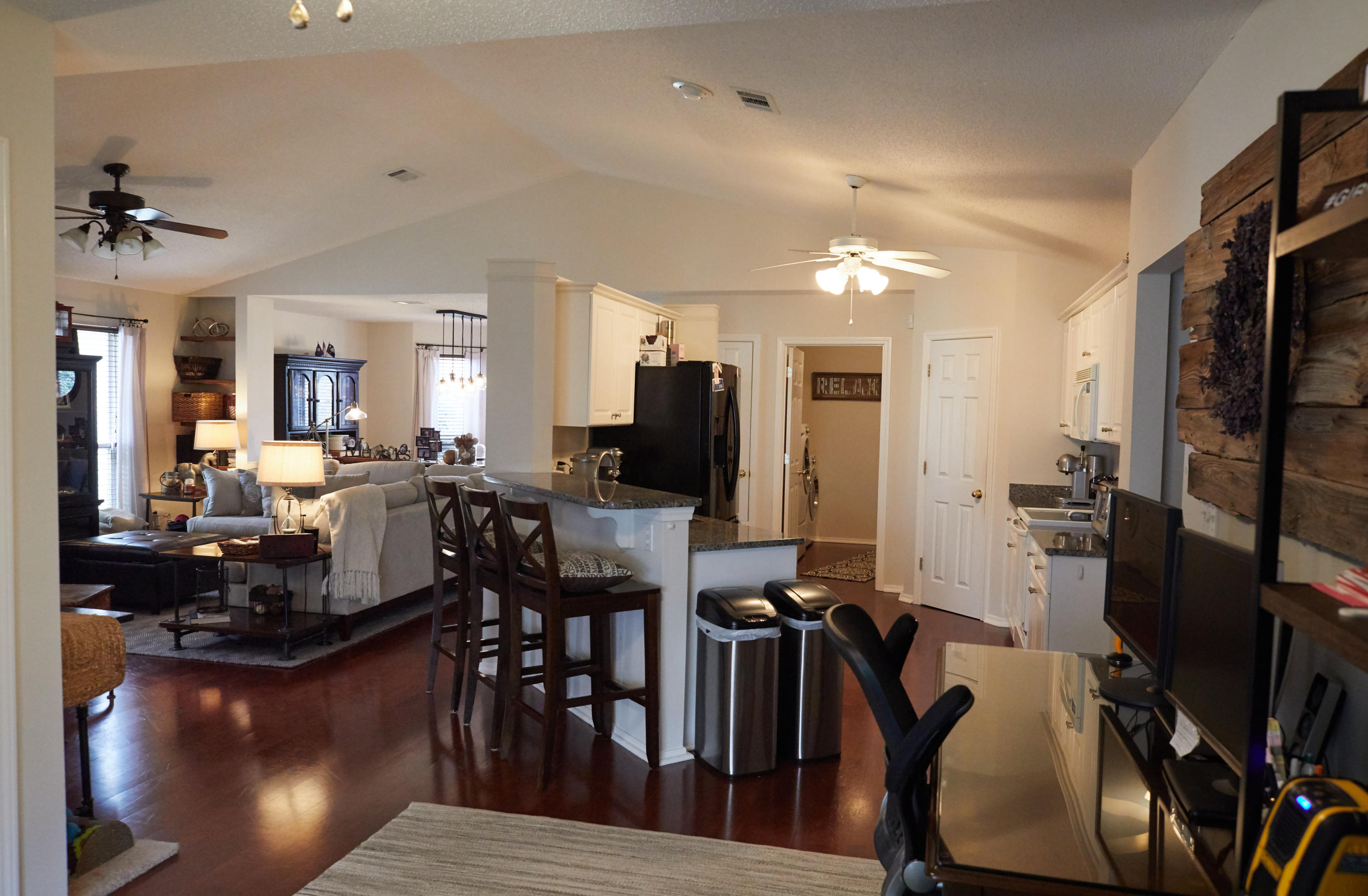 HUNTERS RUN S/D - Residential