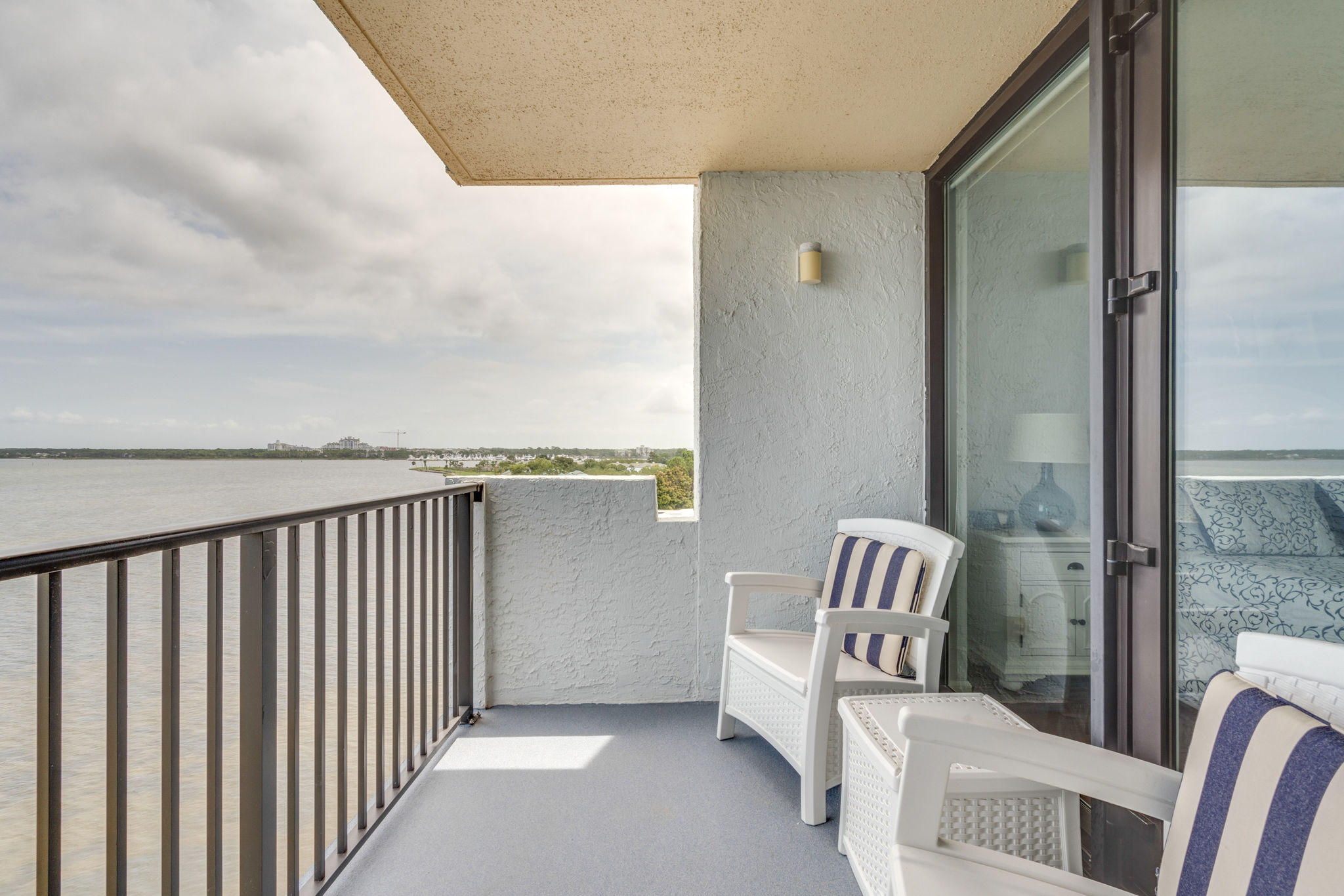 BAYSIDE CONDO SANDESTIN - Residential