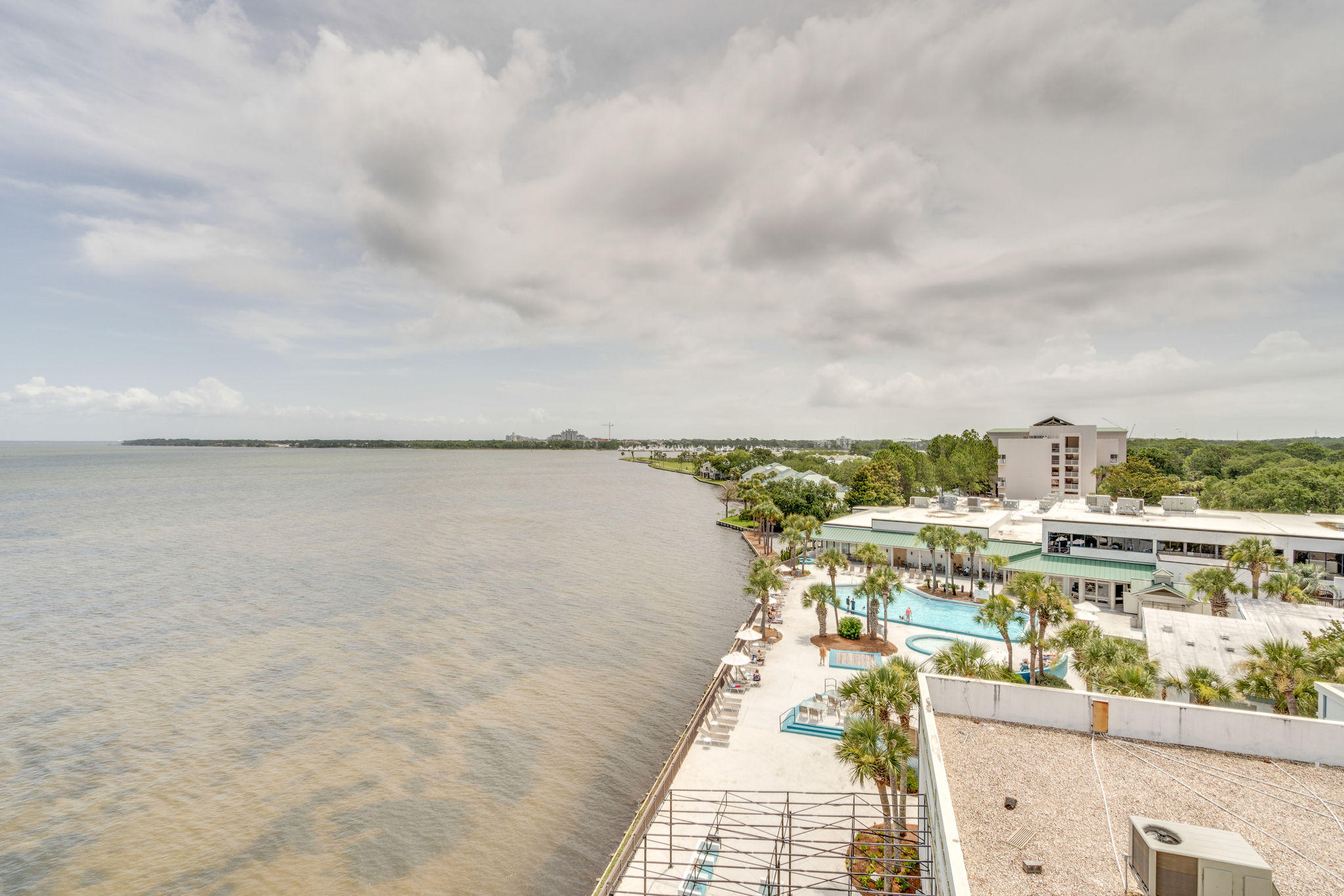 BAYSIDE CONDO SANDESTIN - Residential