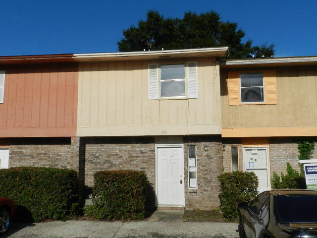 SCOTTWOOD - Residential Lease