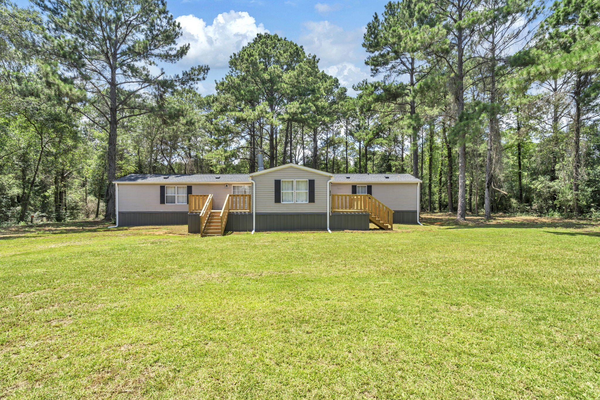 NO RECORDED SUBDIVISION - Residential
