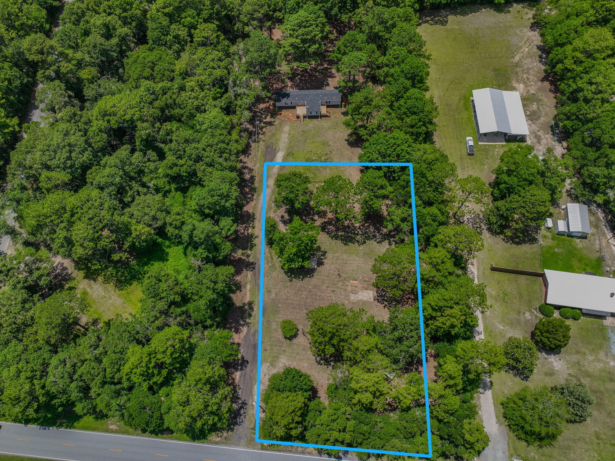 NO RECORDED SUBDIVISION - Residential