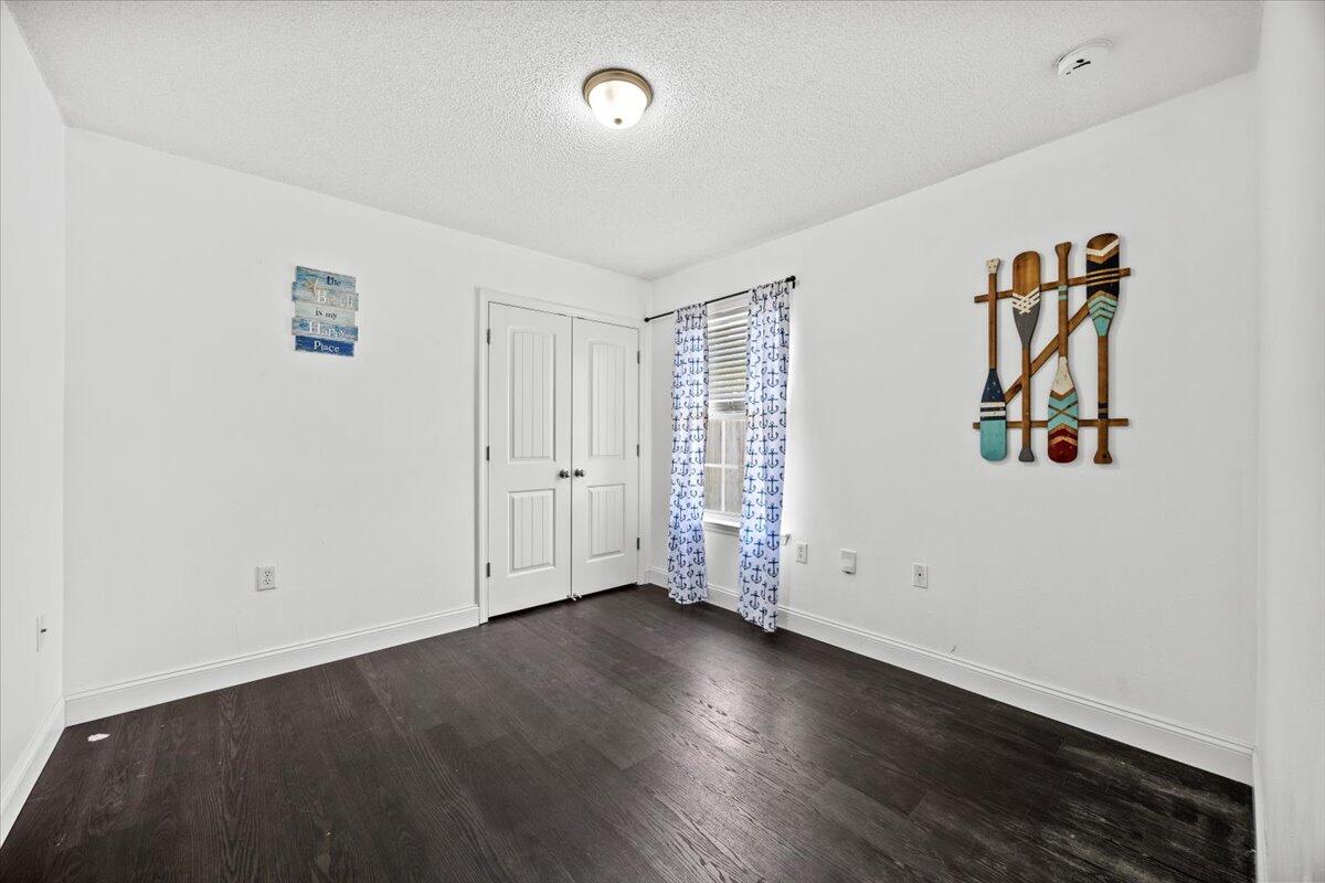 NAVARRE S/D 2ND ADDN - Residential