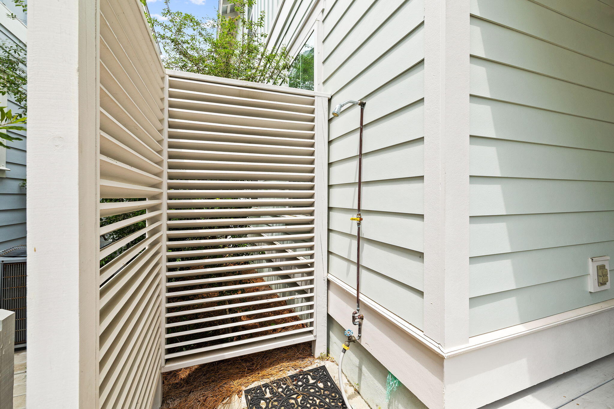 HIGHLAND PARKS - Residential